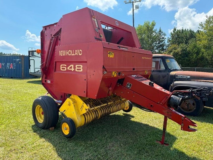 new-holland-647-autowrap-hay-baler-(sn-23208)-image-1