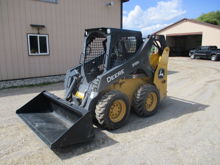 deere-318g-image-6