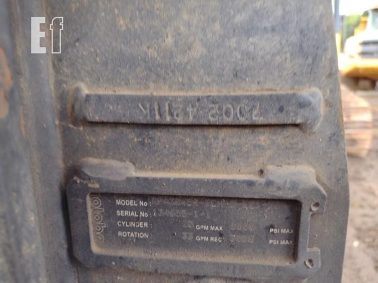 komatsu-pc220-lc-8-image-24