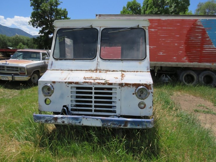1969-dodge-postal-van-image-11
