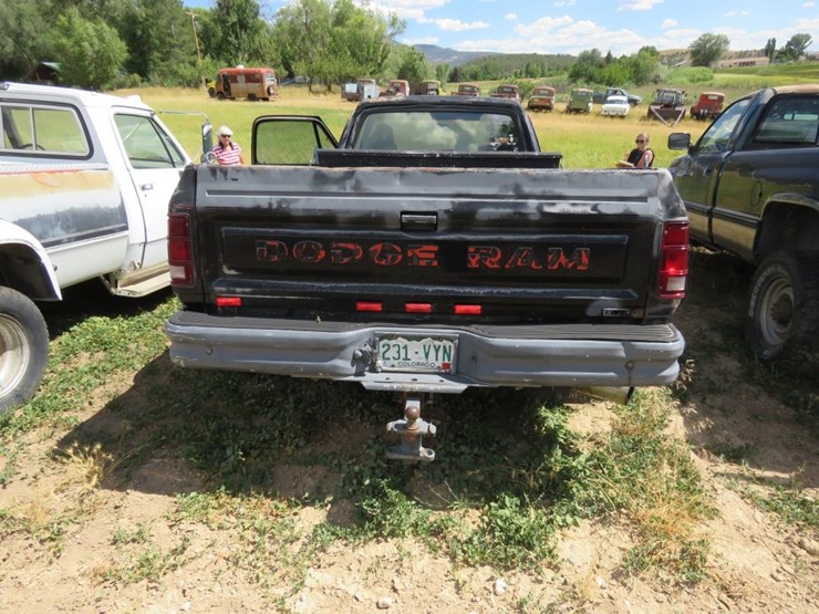 1993-dodge-ram-350-image-4
