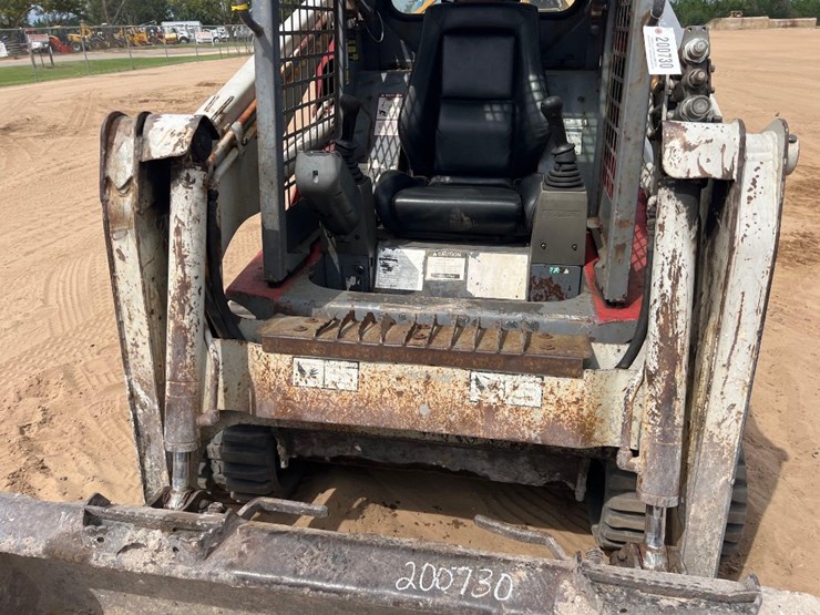 2008-takeuchi-tl120-image-19