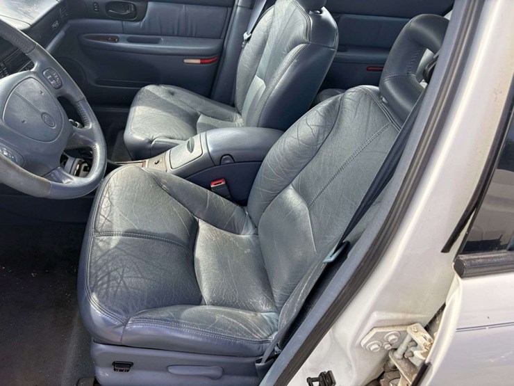 1999-buick-regal-ls-4-door,-3.8l-v6,-215/70r15-tires-on-alloy-wheels,-leather,-power-driver-seat,-am-image-13