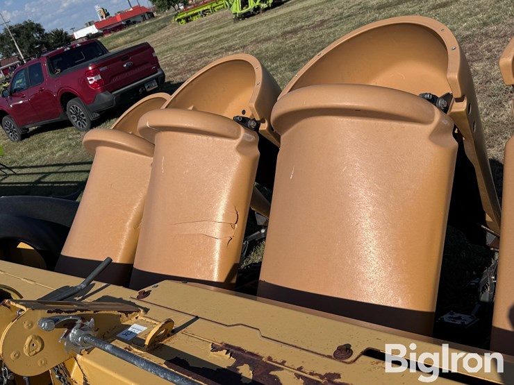 2011-claas-8-30-image-16