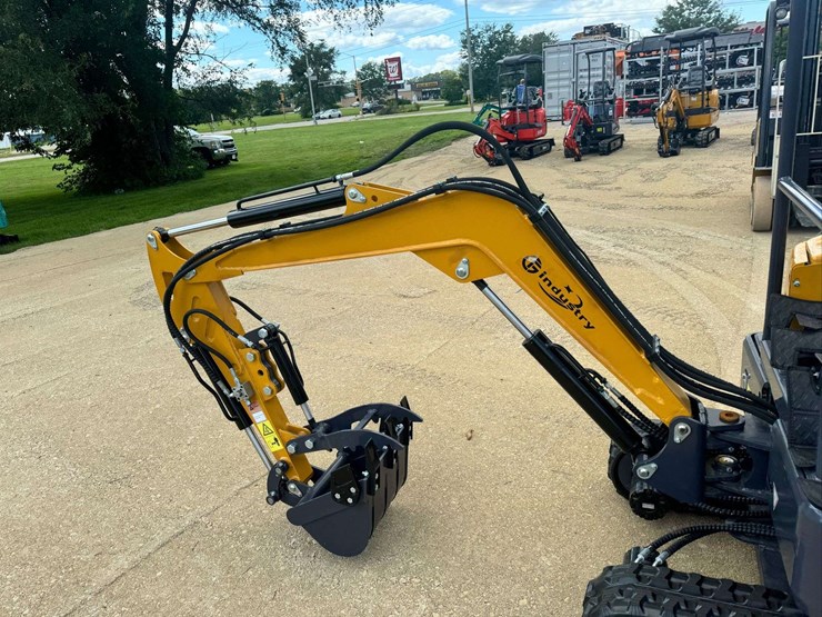 2025-cfg-industrial-mx20r-mini-excavator-...-unused-image-8