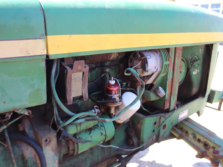 john-deere-2030-image-9