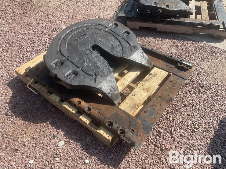 holland-air-slide-5th-wheel-plate-image-3