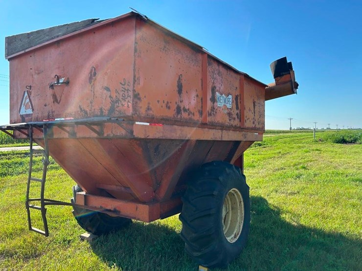 wetmore-400-bushel-grain-cart-image-7