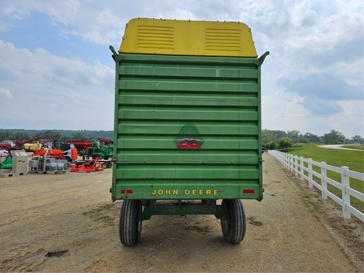 john-deere-714a-image-4