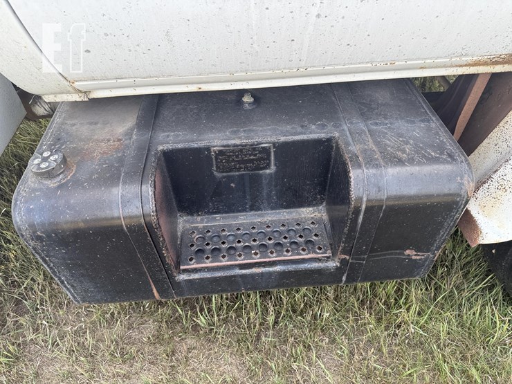 1981-gmc-7000-image-9