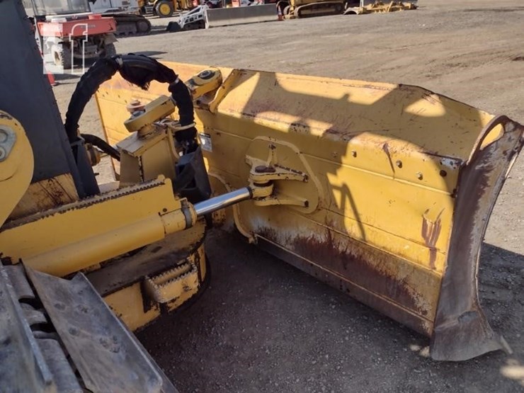 2012-deere-700j-lt-image-17