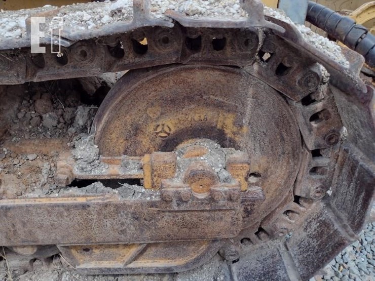 deere-650h-image-32