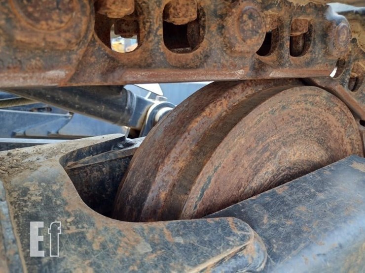 2019-deere-135g-image-42