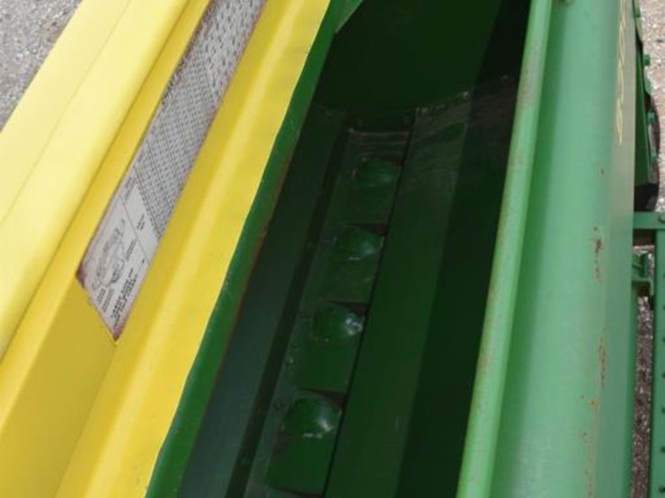 john-deere-8300-image-8