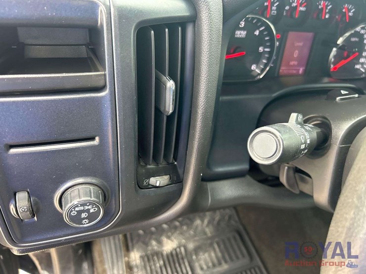 2017-gmc-sierra-1500-image-13
