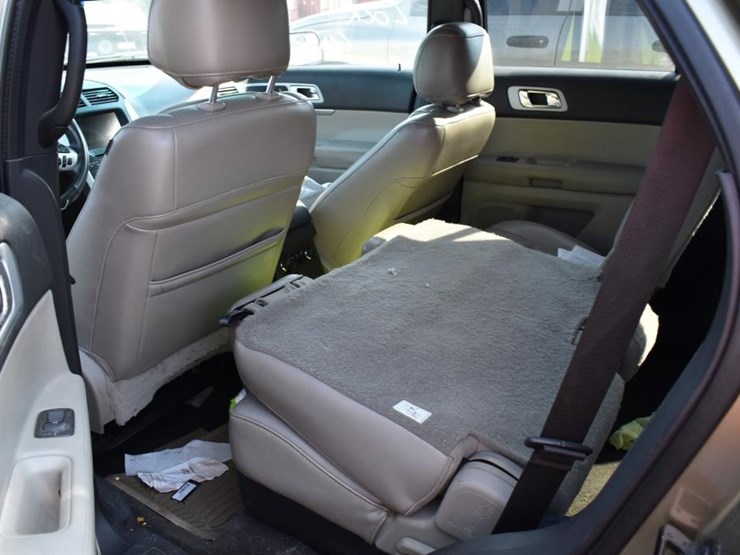 2013-ford-explorer-image-6