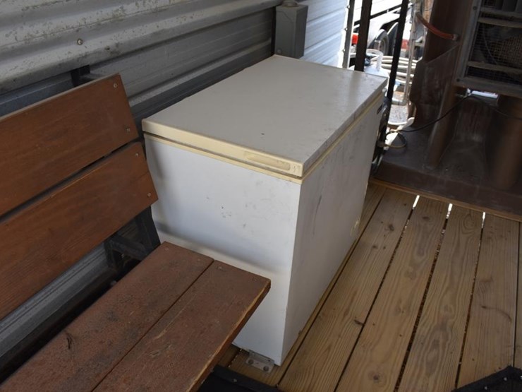 2013-16'-cooling-trailer-w/-generator,-port-a-cool-and-freezer-(vin-#-5vnbu-image-7