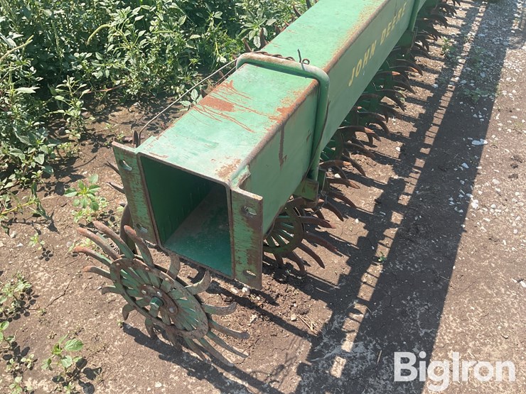 john-deere-400-image-9