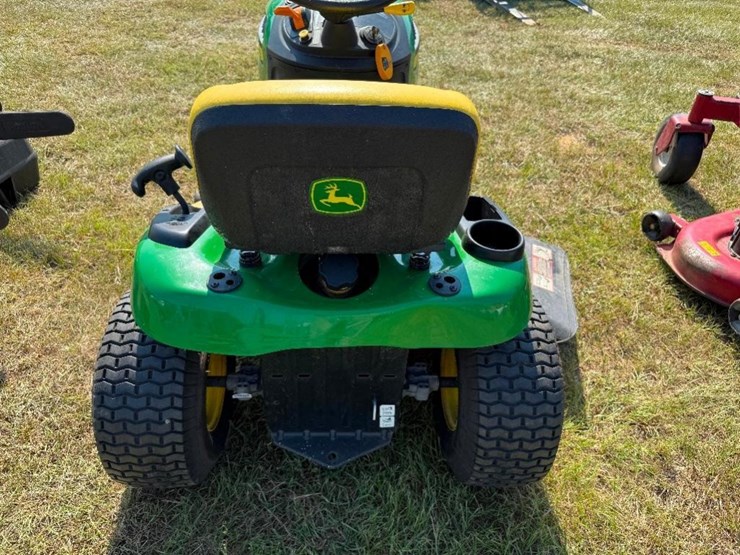 john-deere-e110-image-4