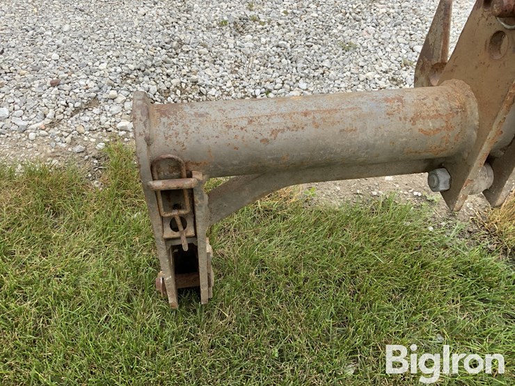 massey-ferguson-quick-hitch-image-13