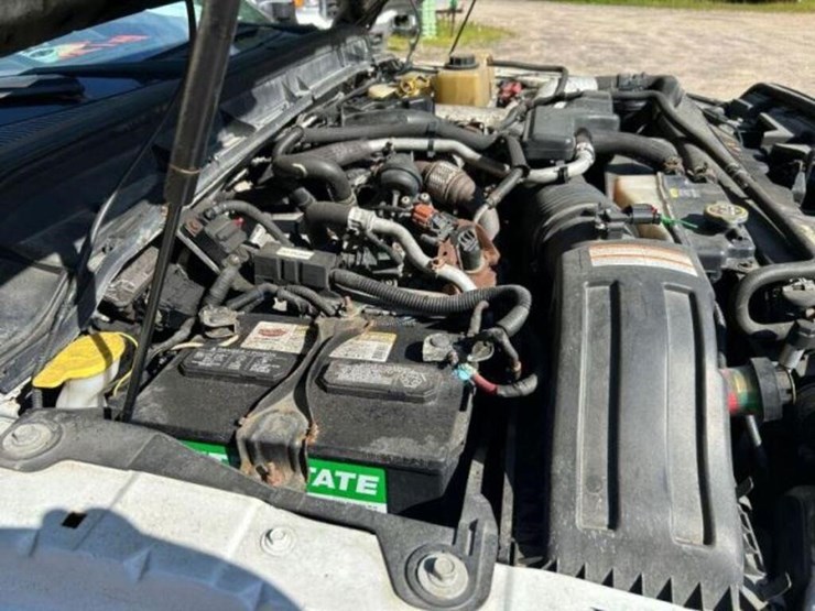 2011-ford-f550-xl-image-19