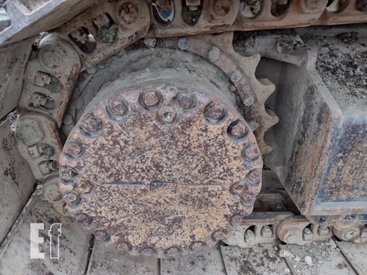 komatsu-pc220-lc-8-image-18