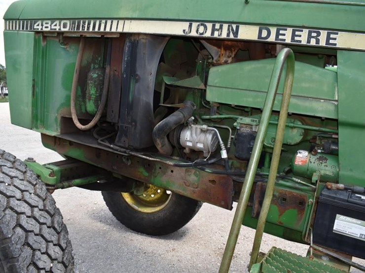 john-deere-4840-image-7