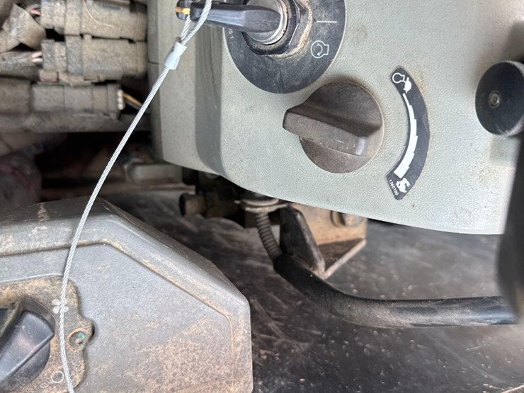 2017-caterpillar-307e2-image-36