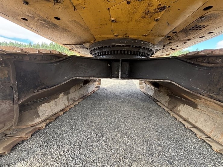 caterpillar-568-image-23