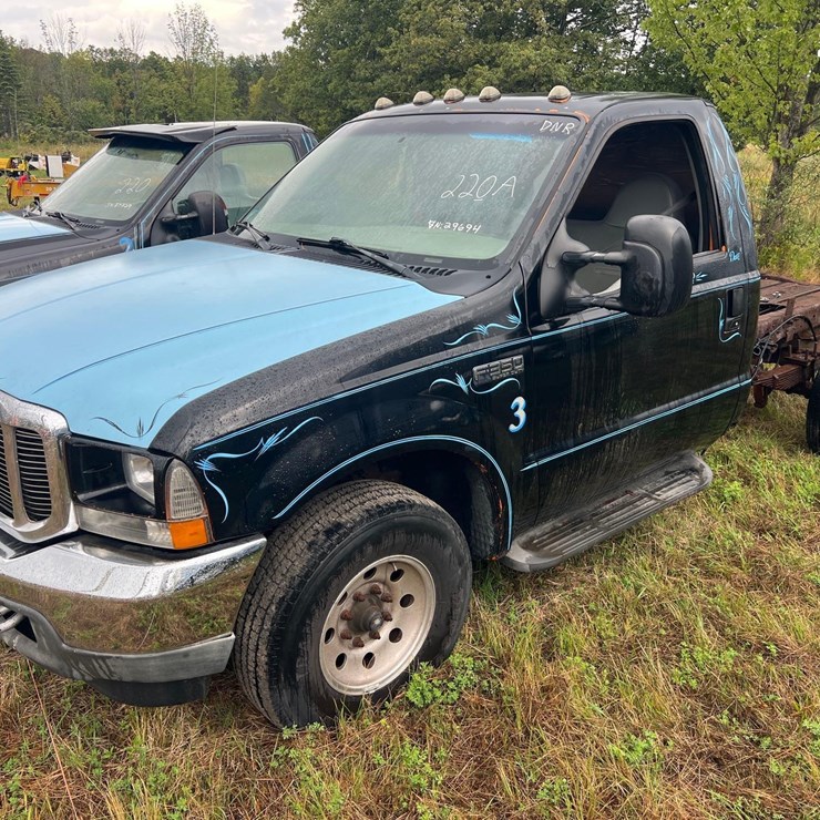 2004 FORD F350 XL