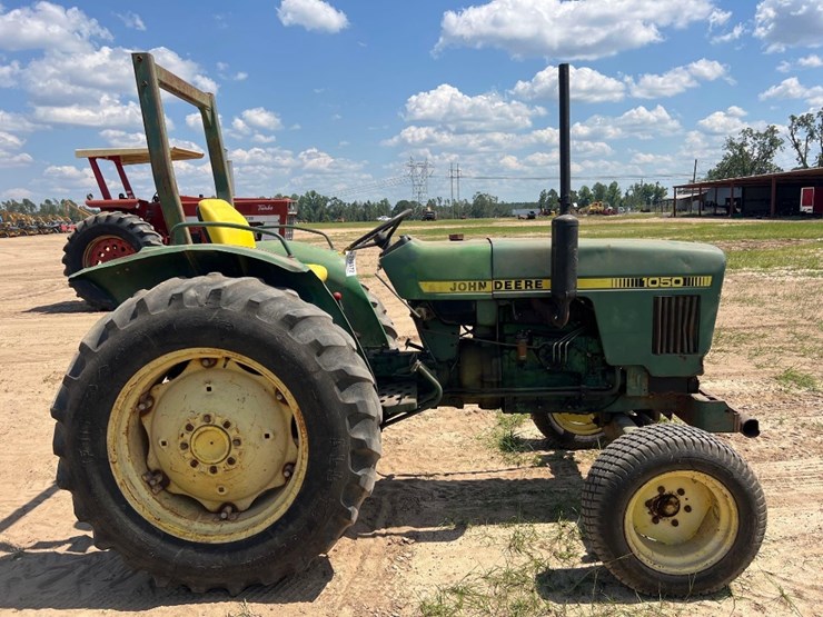 john-deere-1050-image-5