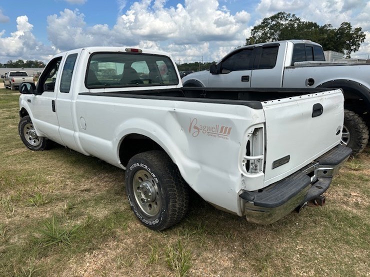 2005-ford-f250-image-4