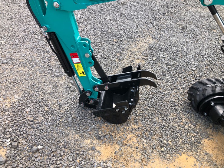 #75-•-cfg-h15r-mini-excavator-image-4