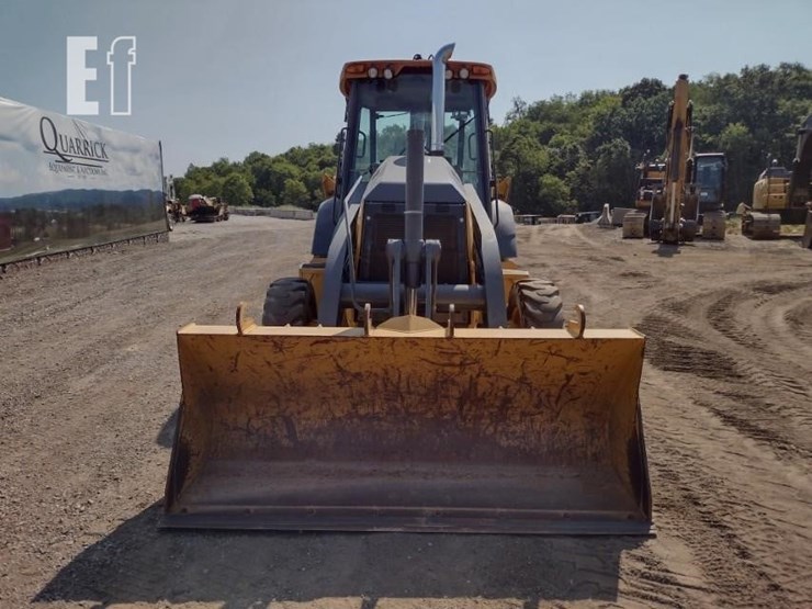 2017-deere-310sl-image-2