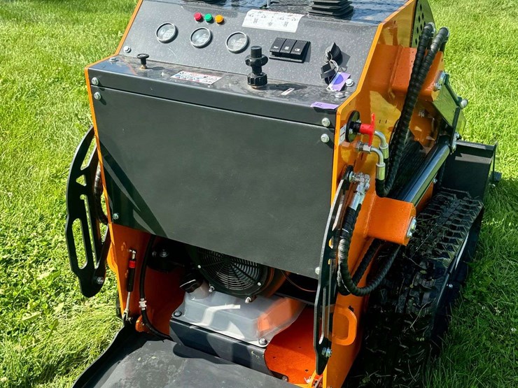 landhero-ldh-t460-mini-skid-steer-loader,-23-hp...-unused-image-5
