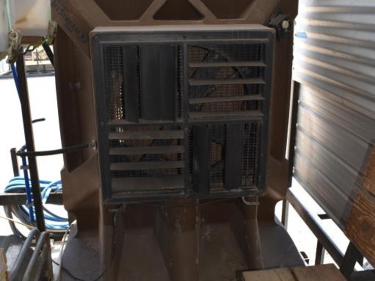 2012-16'-cooling-trailer-w/-generator,-port-a-cool-and-freezer-(vin-#-5vnbu-image-7