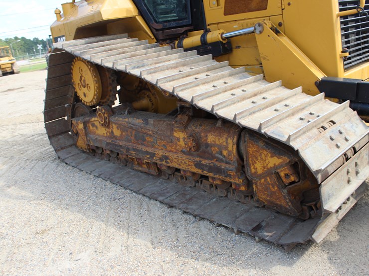 2020-caterpillar-d6n-lgp-image-7