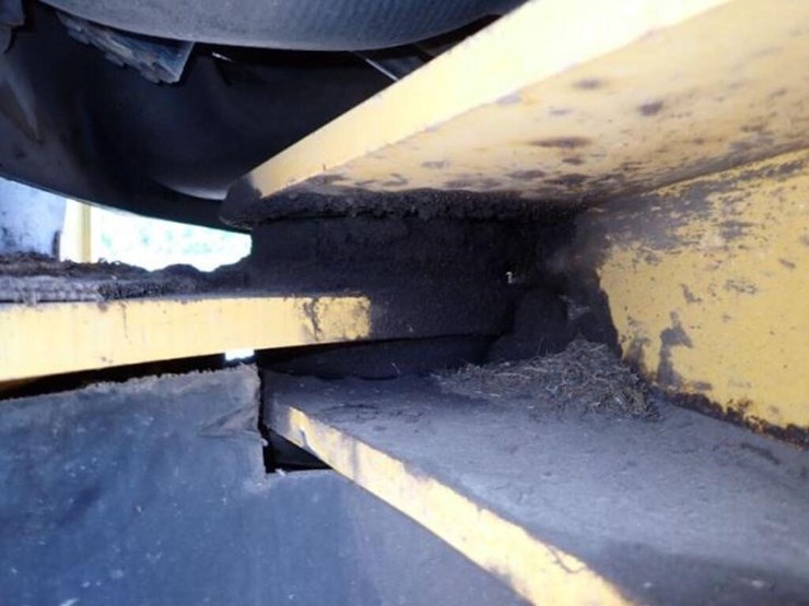 2009-deere-644k-image-29