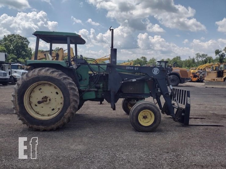 john-deere-4240-image-3