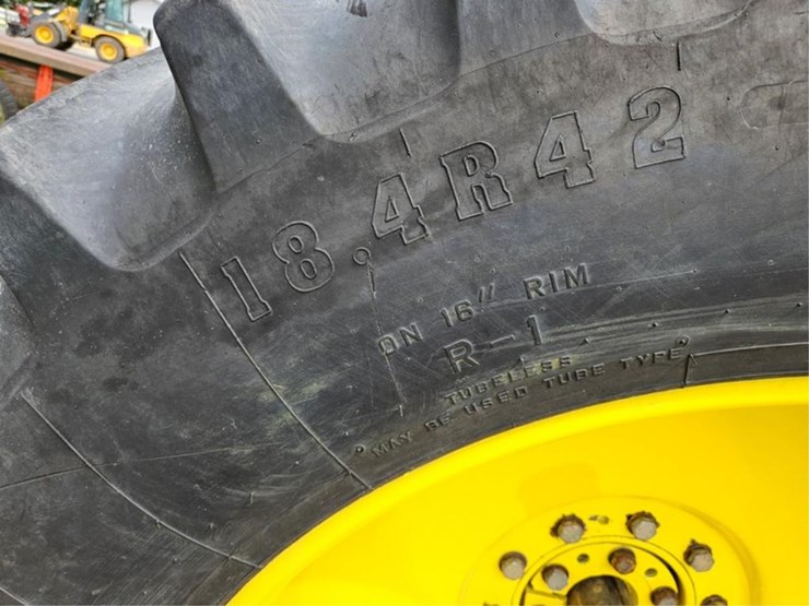 john-deere-8200-image-44