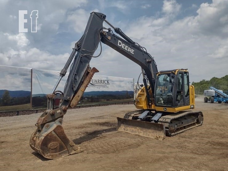 2019-deere-135g-image-51