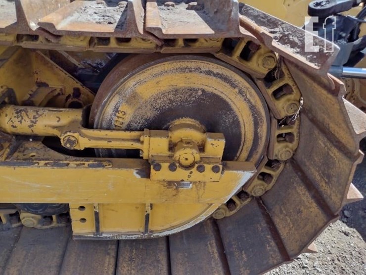 2022-deere-450k-image-36
