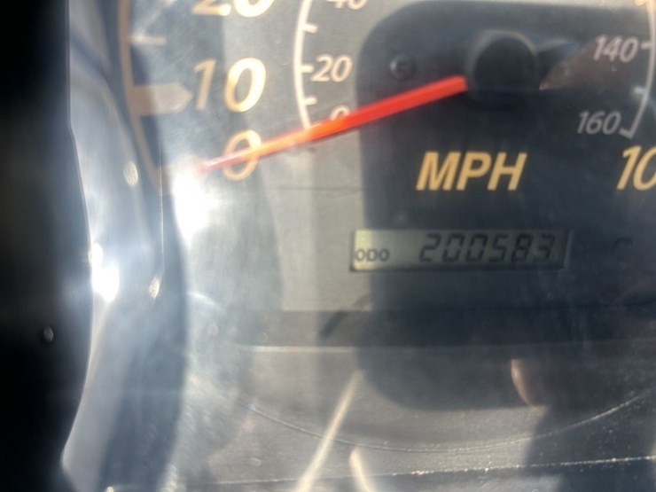 2006-gmc-w3500-image-24