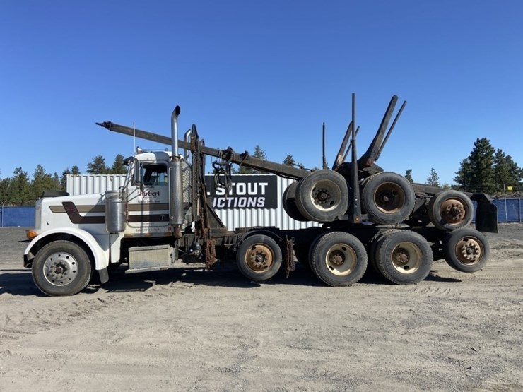 2004-peterbilt-378-image-2