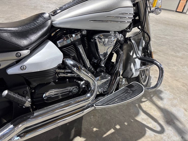 #115-•-2009-yamaha-xv1900-stratoliner-image-6