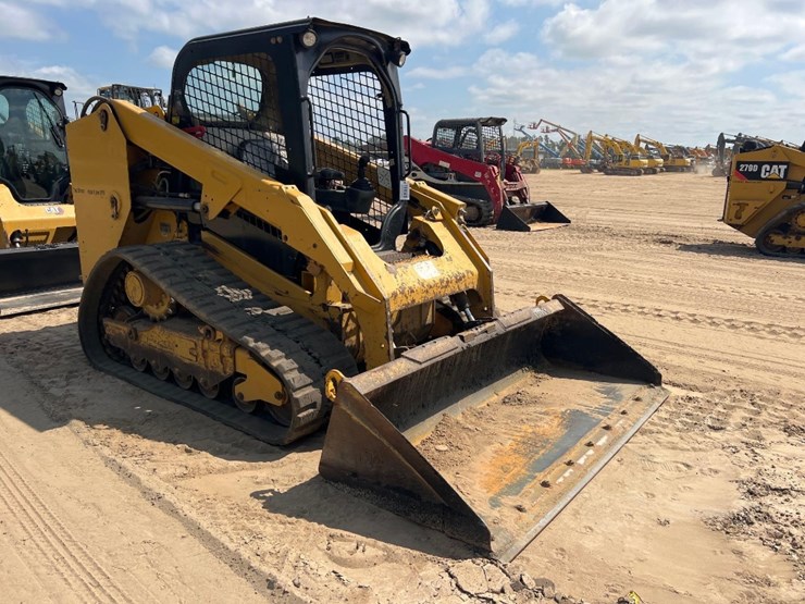 2014-caterpillar-279d-image-6