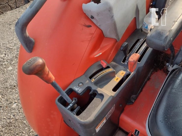 kubota-m8560-image-8