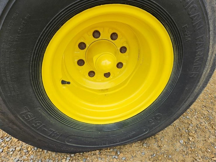 john-deere-8200-image-51