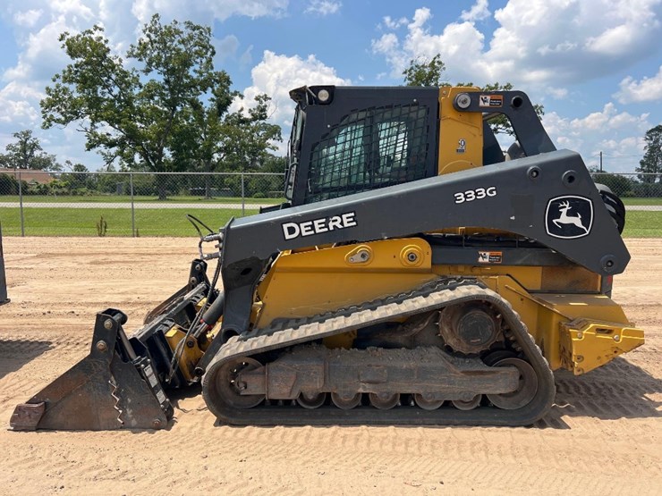 2020-deere-333g-image-1
