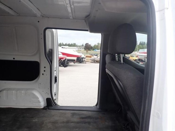 2019-nissan-nv200-image-61